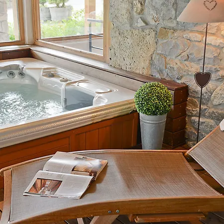 Le Hotel Morillon